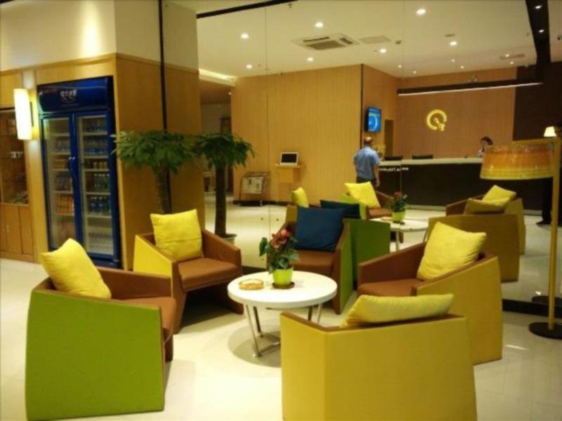 7Days Inn Yunfu Luoding Central Εξωτερικό φωτογραφία