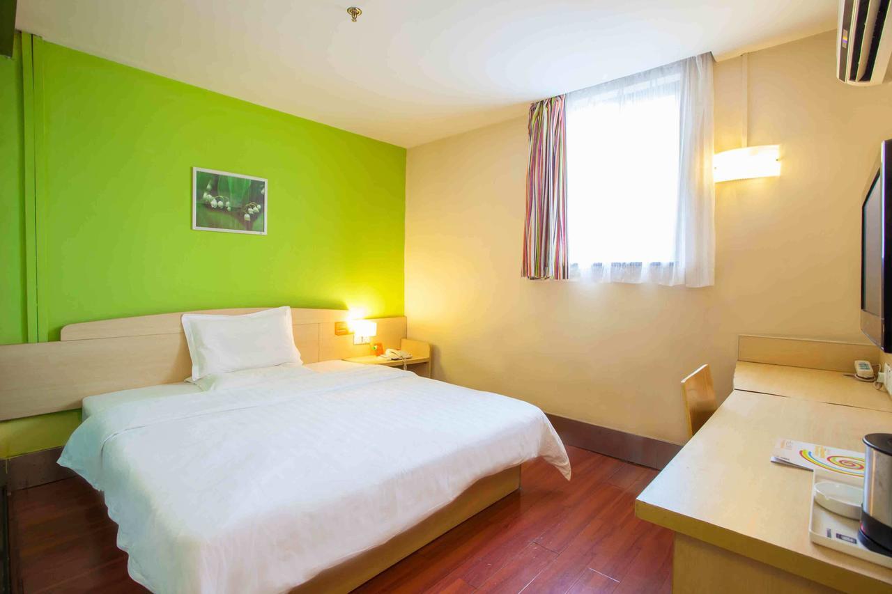 7Days Inn Yunfu Luoding Central Δωμάτιο φωτογραφία