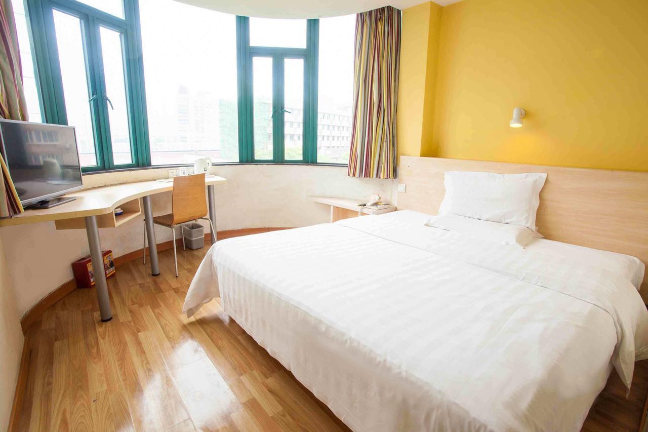 7Days Inn Yunfu Luoding Central Δωμάτιο φωτογραφία