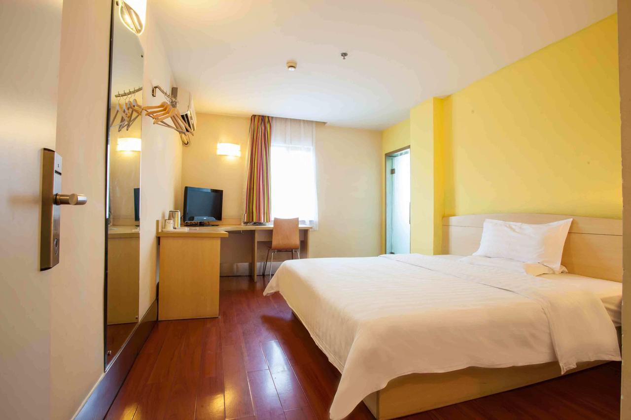7Days Inn Yunfu Luoding Central Δωμάτιο φωτογραφία
