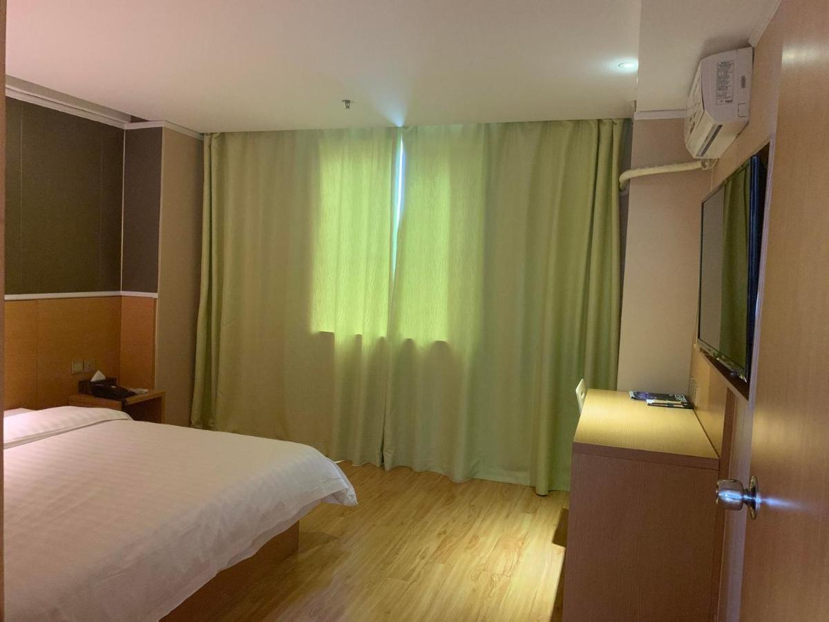 7Days Inn Yunfu Luoding Central Εξωτερικό φωτογραφία